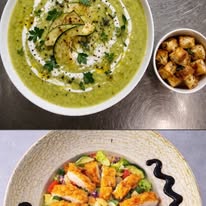 Cremă de broccoli și salată Caesar cu pui — meniu prânz Cluj